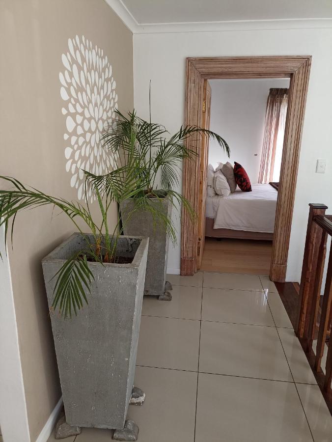 קניסנה Fijnbos Guesthouse מראה חיצוני תמונה