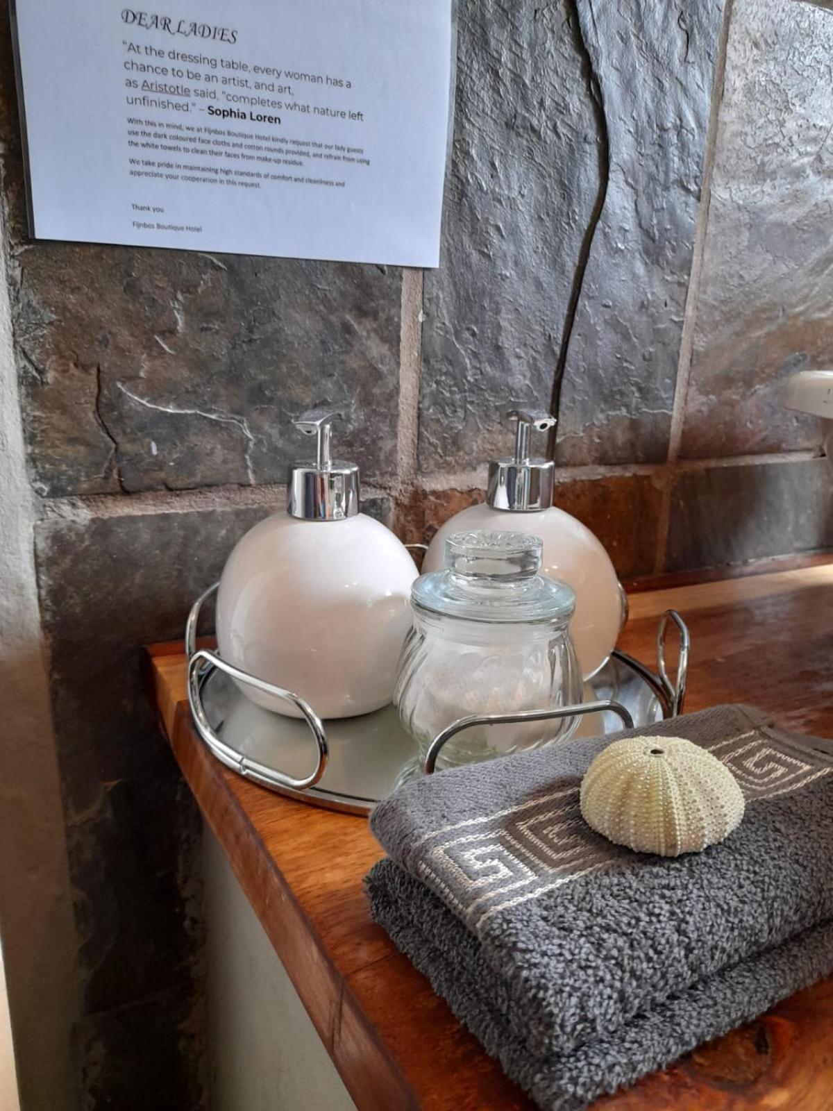 קניסנה Fijnbos Guesthouse מראה חיצוני תמונה